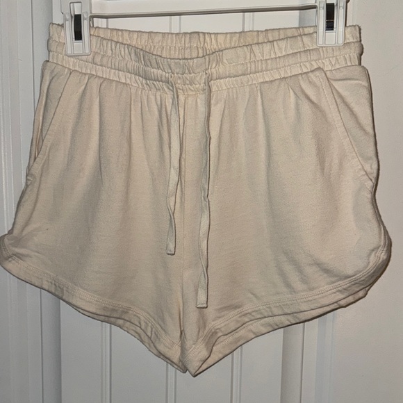Z Supply Cream Cotton Domingo Shorts - Picture 1 of 4